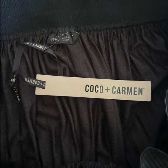 NWT Coco + Carmen black velvet pleated midi skirt size S/M witchy Wednesday - Picture 2 of 9